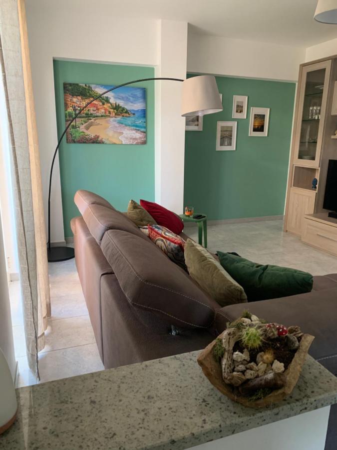 Torrevarata Vacanze Villa Santa Teresa Di Riva Dış mekan fotoğraf